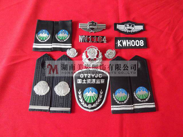 國土監(jiān)察標(biāo)志服，標(biāo)志