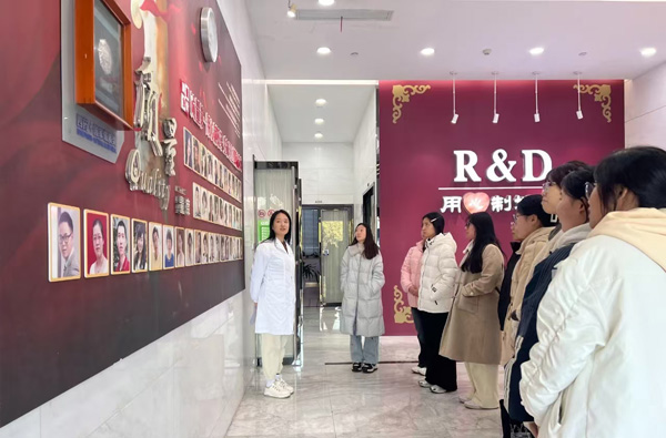 校企共建 促進產(chǎn)教融合 | 常紡院師生“沉浸式”參訪常州四藥